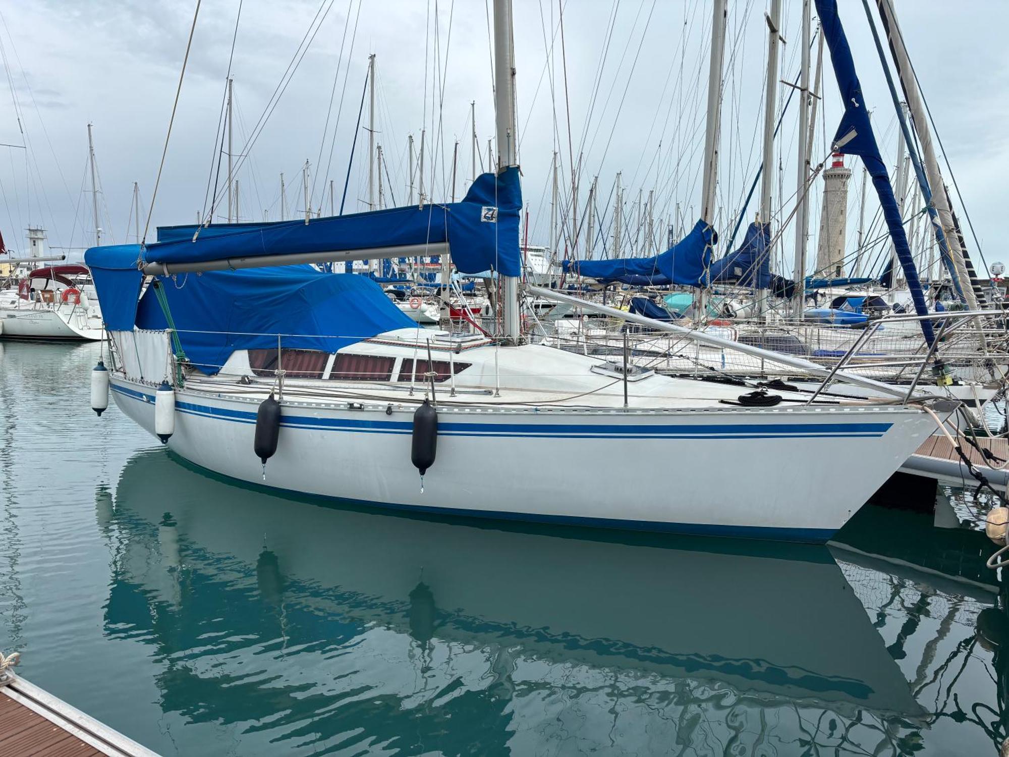 ホテル Nuitee A Bord De Danilou Un Voilier De 9.50M セット エクステリア 写真